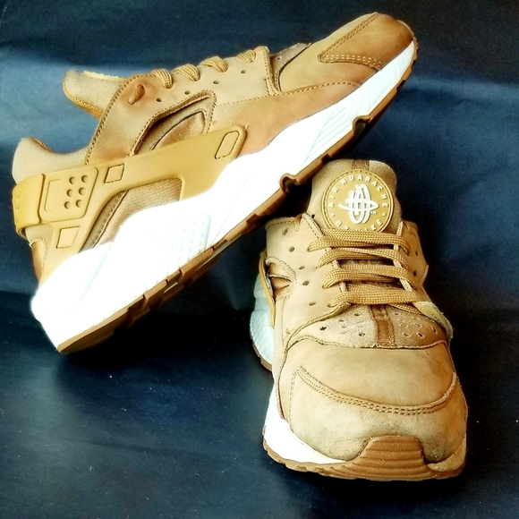 nike air huarache flax sail gum